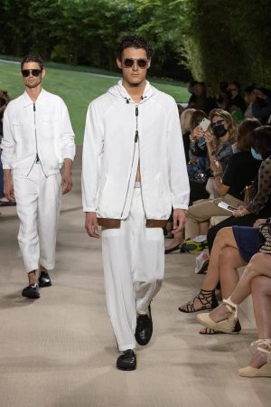 Giorgio Armani P/E 2022 Uomo Milano | Showdetails