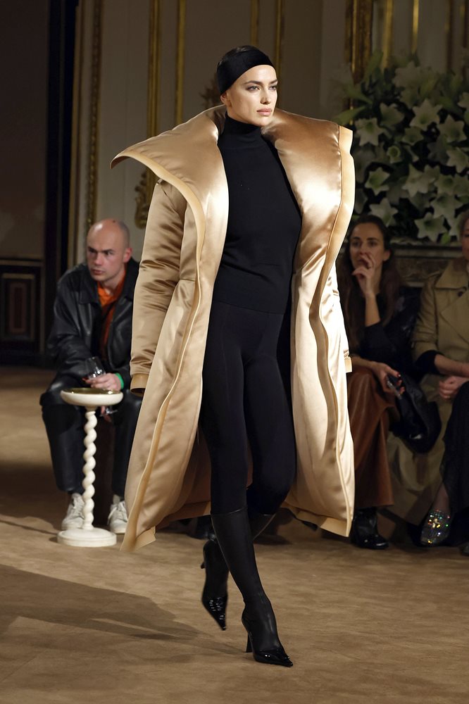 Schiaparelli-fall-winter-23-24 (32) | Showdetails