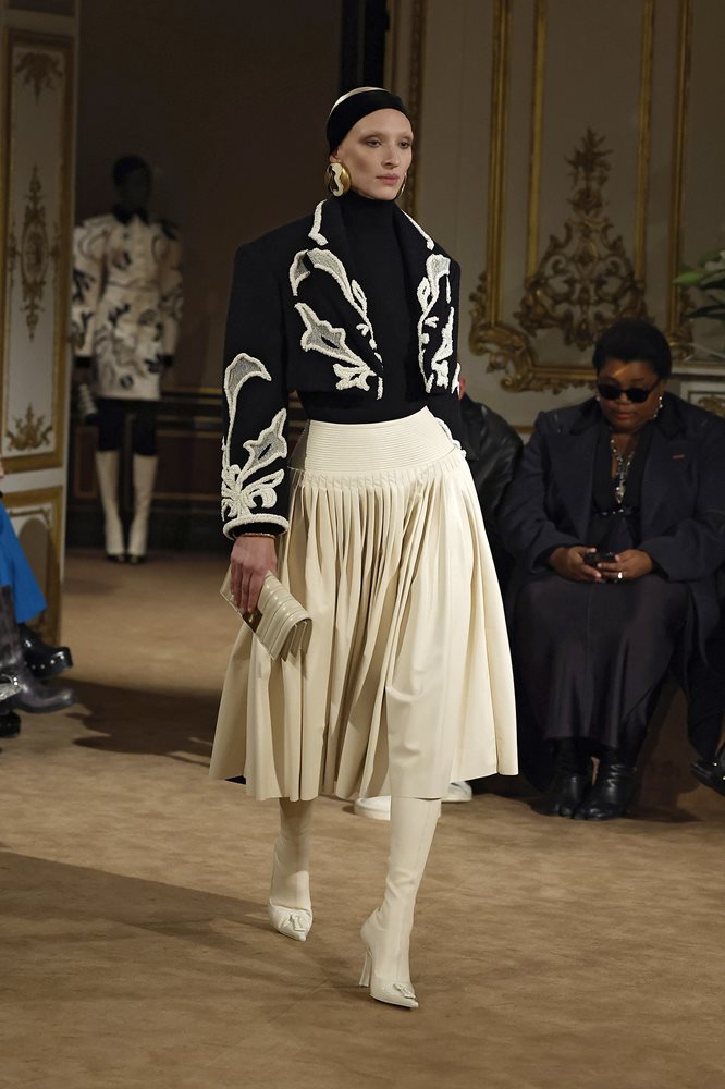 Schiaparelli-fall-winter-23-24 (32) | Showdetails