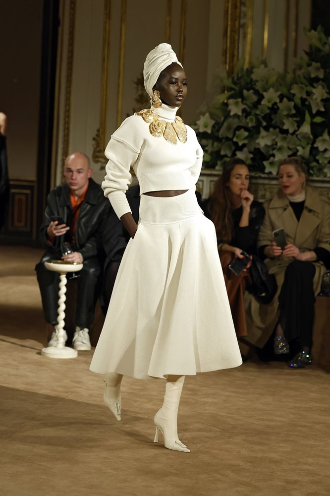 Schiaparelli-fall-winter-23-24 (32) | Showdetails